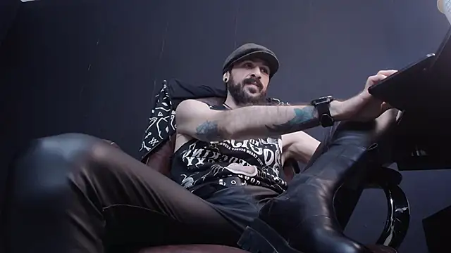 AxelColton online show from February 2025 09:28:01 AM