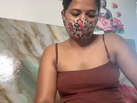 Tamil Sanjana  online show from October 2025 02:32:01 AM