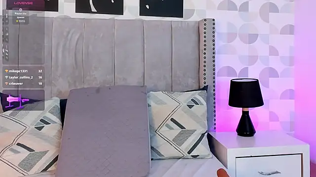 ashly  ms online show from October 2025 07:41:01 PM