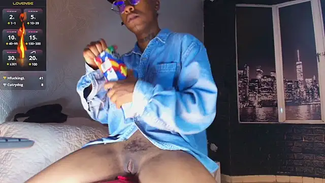 JhonyMiller  online show from February 2025 11:04:02 PM