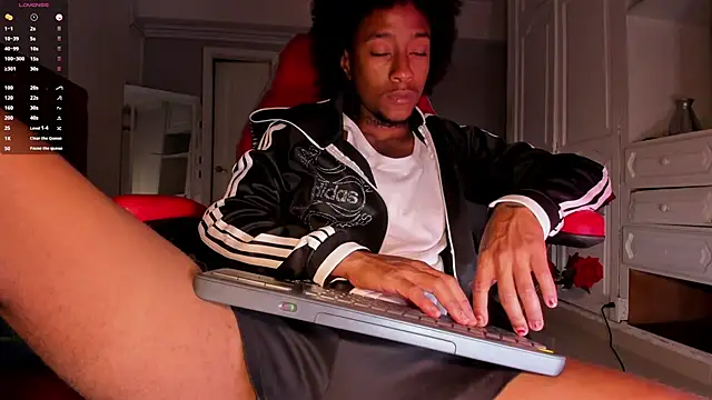 Snapshot of JhonyMiller_ chatting on December 2025 07:52:02 PM JhonyMiller online show from December 2025 07:52:02 PM