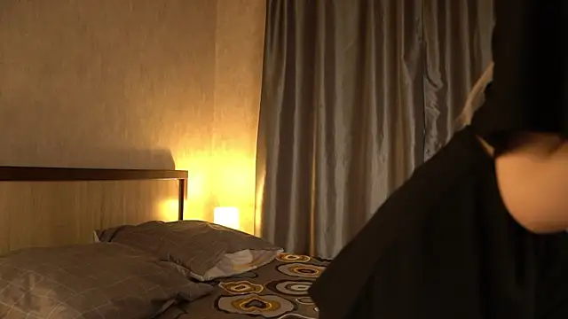 Snapshot of Hi_my_name_is chatting on February 2025 02:37:01 PM Hi my name is online show from February 2025 02:37:01 PM