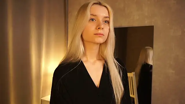 Snapshot of Hi_my_name_is chatting on February 2025 05:46:02 PM Hi my name is online show from February 2025 05:46:02 PM