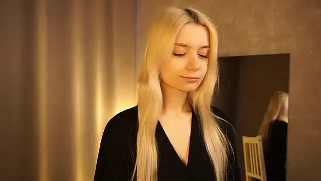 Snapshot of Hi_my_name_is chatting on March 2025 02:21:02 PM Hi my name is online show from March 2025 02:21:02 PM