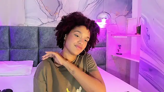 loladupont online show from March 2025 05:54:02 PM