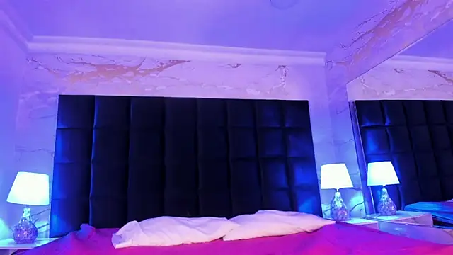 loladupont online show from February 2026 03:13:01 AM