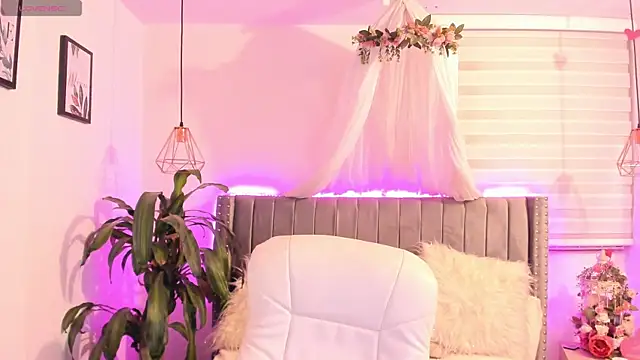 vanesa moon   online show from February 2025 12:09:01 AM