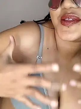 Snapshot of Riya_Stream01 chatting on January 2025 11:10:02 PM Riya Stream01 online show from January 2025 11:10:02 PM