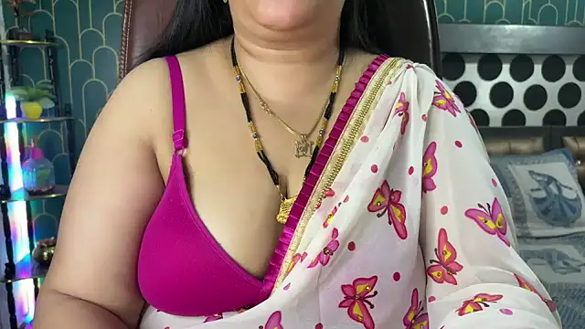 FlatVincy4 online show from February 2026 07:51:01 AM