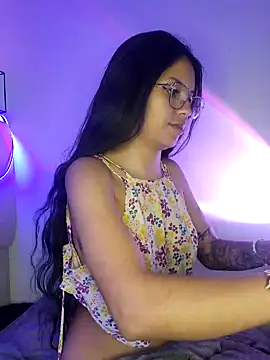 Rosita forever  online show from March 2025 12:04:02 AM