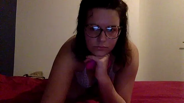 LolaGuess online show from September 2025 04:51:02 PM