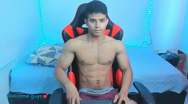 oliver thompsson7 online show from January 2025 01:56:01 PM