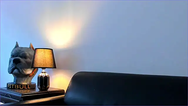 BradLeon  online show from October 2025 05:54:02 PM