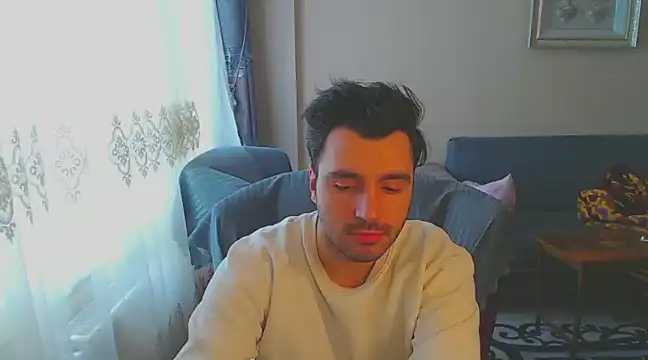 handsomeee04 online show from January 2025 12:57:02 PM