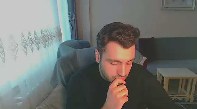 handsomeee04 online show from February 2025 02:56:02 PM