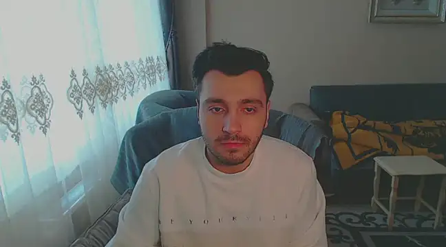 handsomeee04 online show from February 2025 12:03:02 PM