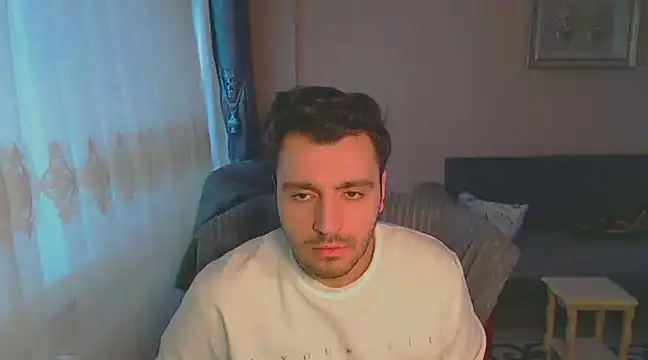 handsomeee04 online show from February 2025 02:58:01 PM