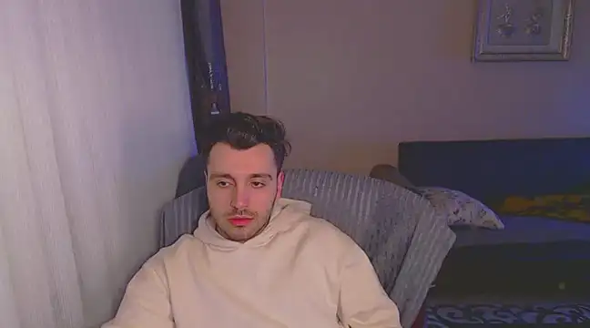 handsomeee04 online show from March 2025 02:04:02 AM