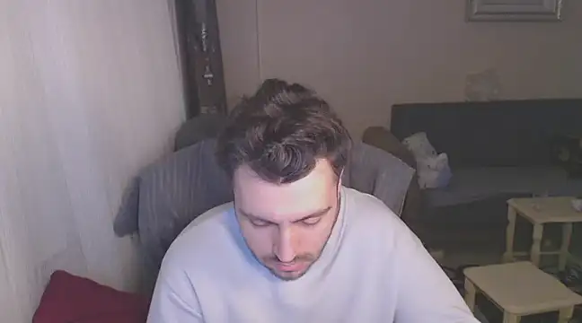 handsomeee04 online show from March 2025 11:04:02 PM