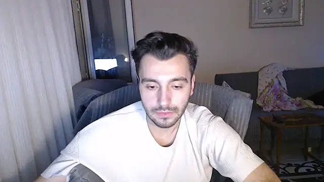 handsomeee04 online show from October 2025 09:24:01 PM