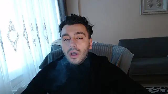 handsomeee04 online show from December 2025 05:57:01 AM