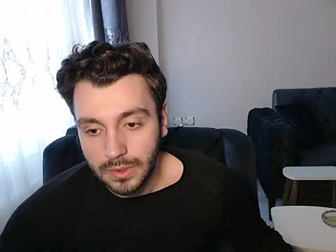 handsomeee04 online show from March 2026 02:42:01 PM