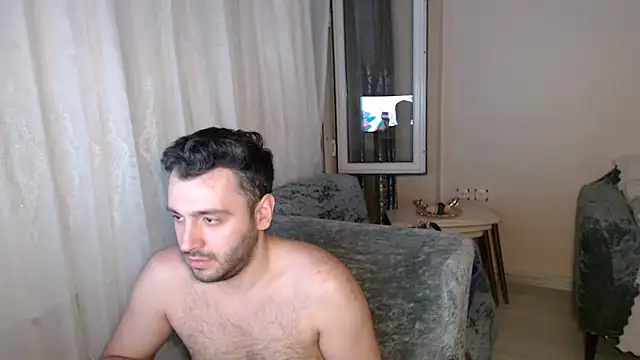 Snapshot of handsomeee04 chatting on June 2026 10:11:01 PM handsomeee04 online show from June 2026 10:11:01 PM