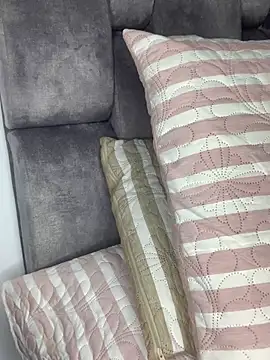 Boy cock18 online show from January 2025 09:36:01 PM