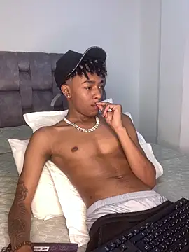 Boy cock18 online show from February 2025 12:05:01 AM