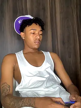 Boy cock18 online show from September 2025 04:27:01 AM