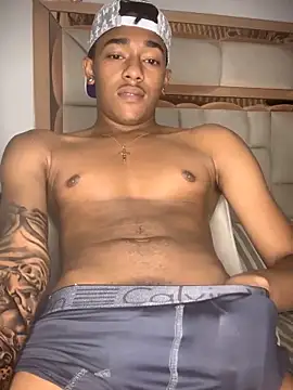 Boy cock18 online show from April 2026 09:43:01 PM