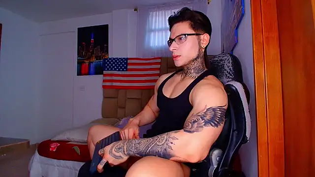 DennisWalkerr online show from July 2026 10:36:01 PM