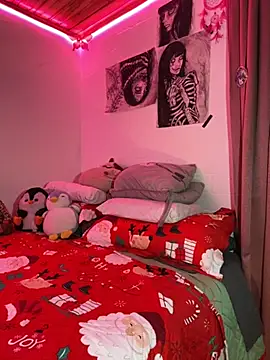 Snapshot of lauuraww chatting on November 2025 06:29:01 PM lauuraww online show from November 2025 06:29:01 PM