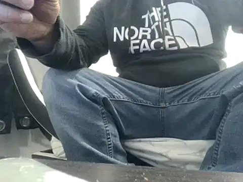 Snapshot of party51502 chatting on February 2025 04:27:01 AM party51502 online show from February 2025 04:27:01 AM