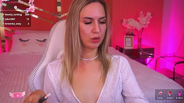 LovelyMollyy online show from November 2025 06:03:01 AM