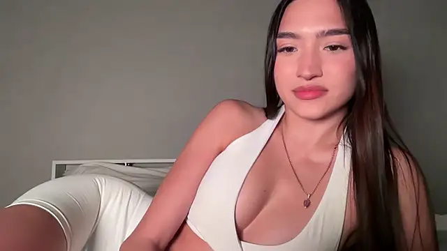 MilenaMilven online show from April 2026 07:58:01 PM