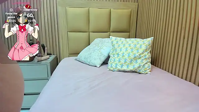 Snapshot of LOLAMAXI chatting on October 2025 03:18:02 AM LOLAMAXI online show from October 2025 03:18:02 AM