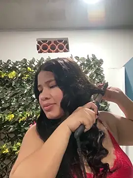 mia18 queen online show from January 2025 12:20:01 AM