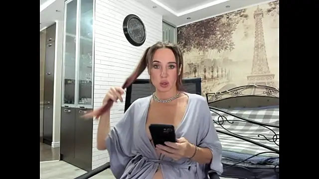 One of the girls online show from September 2025 05:29:02 PM