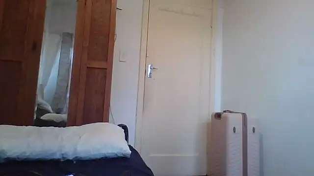 EROTIC BARBIE28 online show from November 2025 06:05:02 AM