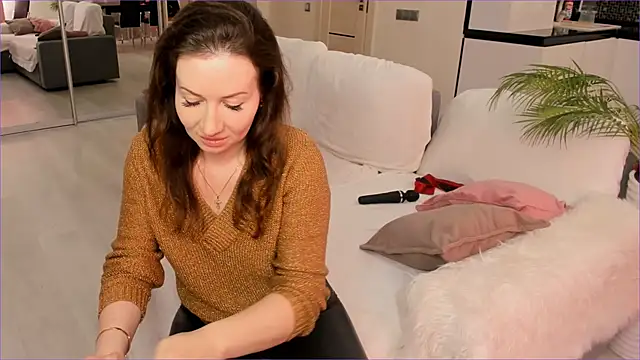  yessJulia  online show from March 2026 09:49:02 AM