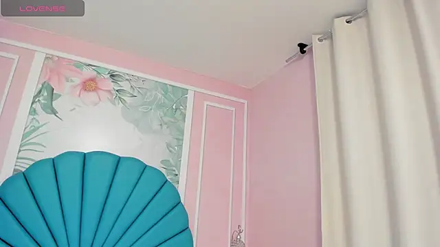 Daphne Fox  online show from January 2025 09:47:01 AM