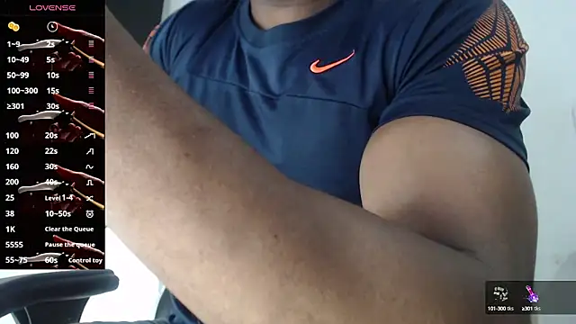 thomsom23 online show from October 2025 03:23:02 PM