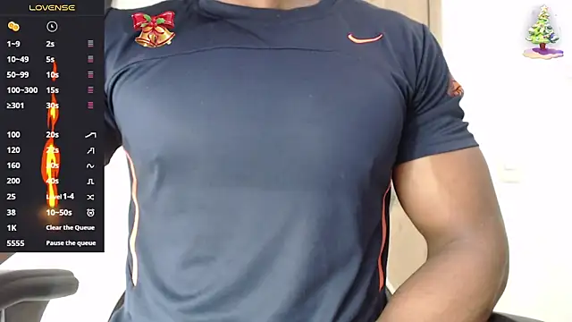 thomsom23 online show from November 2025 02:42:02 PM