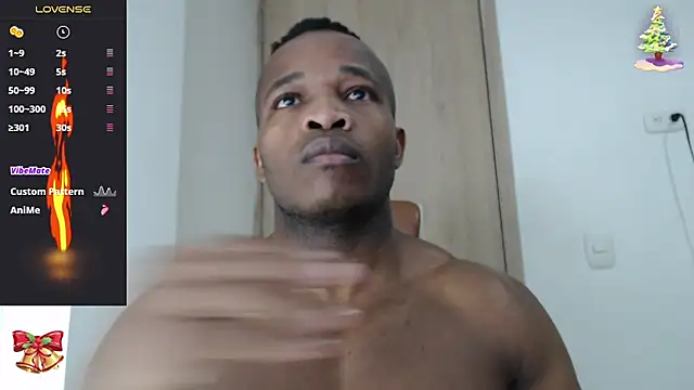 thomsom23 online show from December 2025 04:12:02 PM