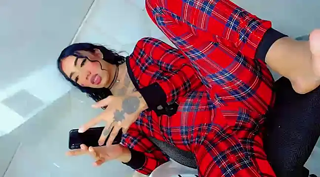 KathalinaCockx online show from March 2025 06:08:01 AM