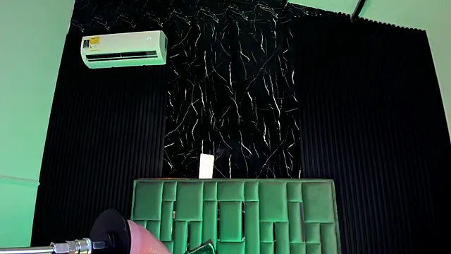 LolaAngellx online show from September 2025 08:34:02 PM