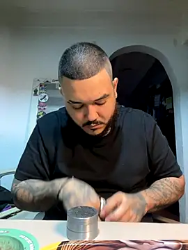 El Titan1998 online show from September 2025 10:59:02 PM