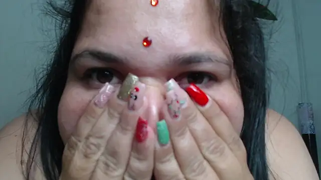 Snapshot of kariragapeass18 chatting on December 2024 06:01:02 PM kariragapeass18 online show from December 2024 06:01:02 PM