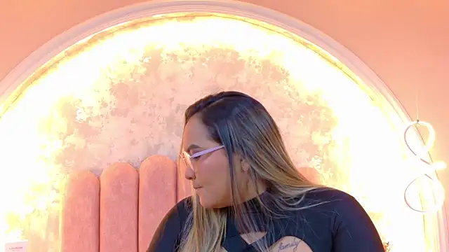 MiaLaurents online show from March 2026 03:12:02 AM